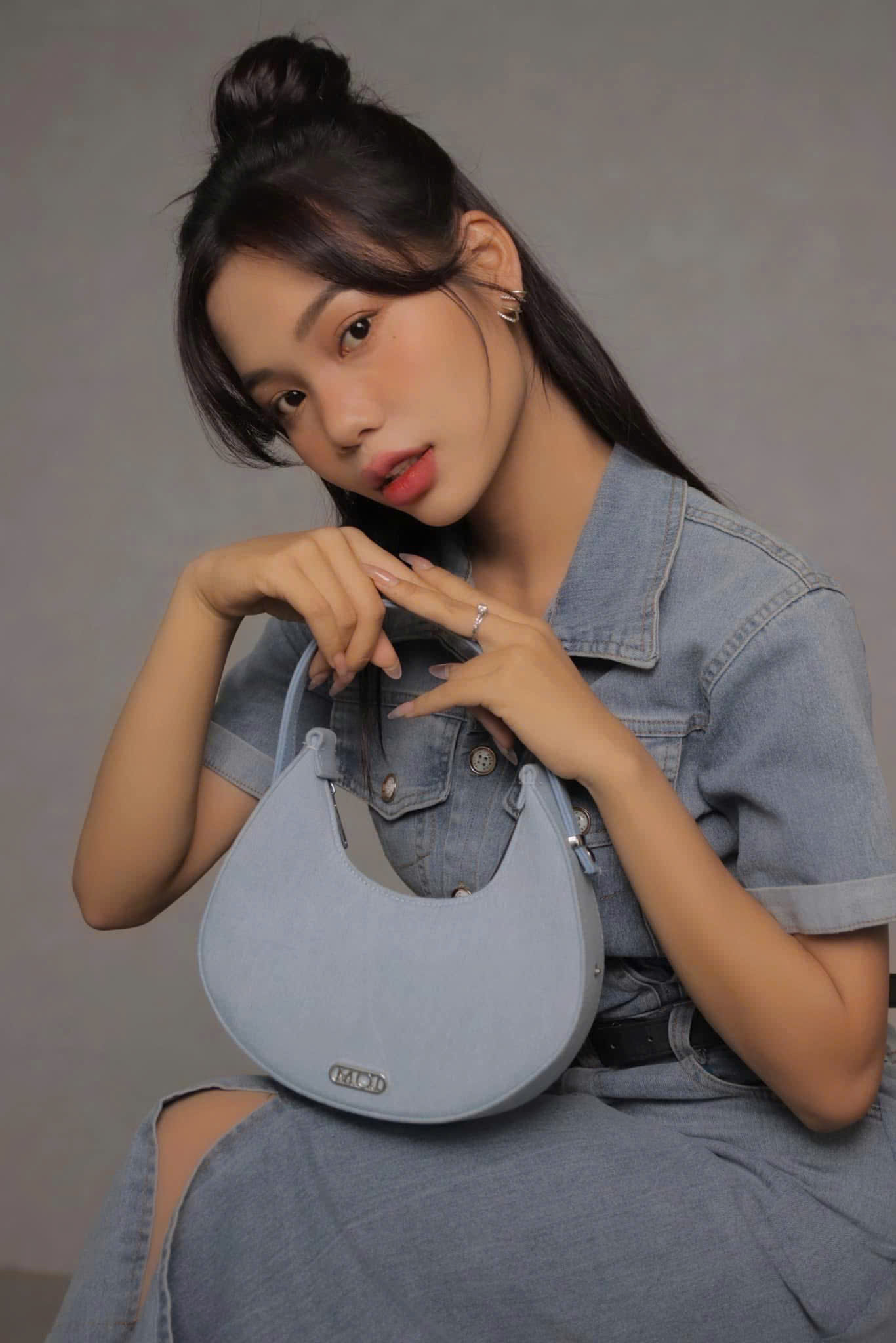 Luxury Beauty & Fashion Host - Image 7