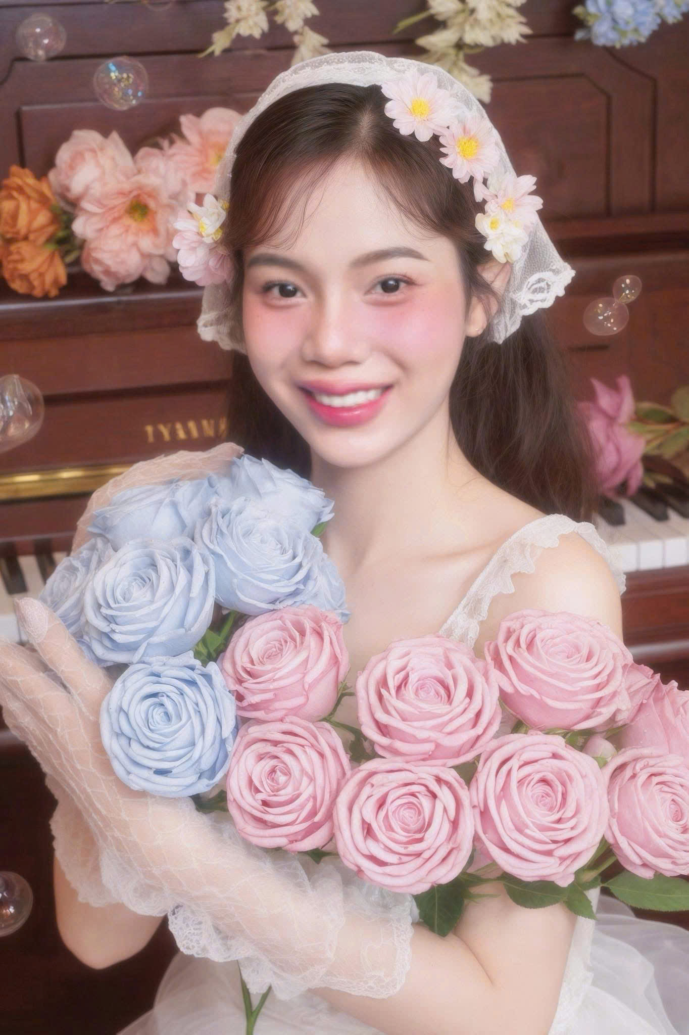 Luxury Beauty & Fashion Host - Image 15